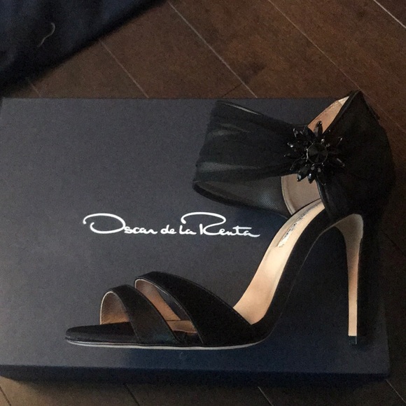Oscar de la Renta Shoes - Black ‘Melissa’ Oscar de la Renta Heels